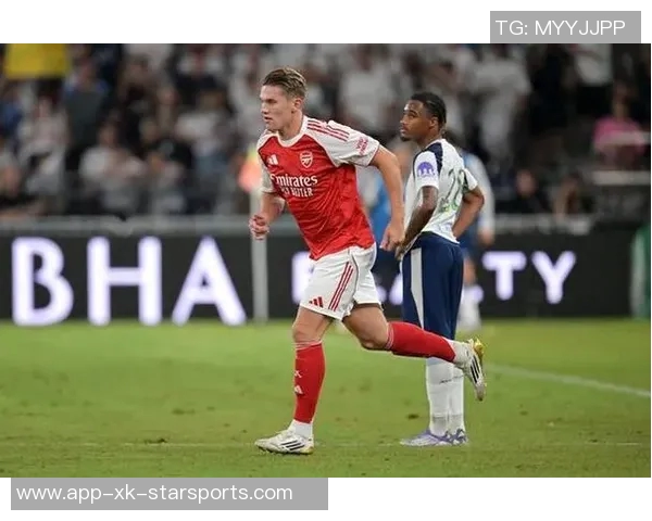 理查兹强调约克雷斯在强队对决中的关键作用与决胜能力