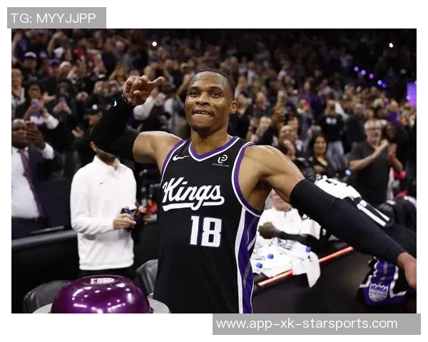 斯普利特强调训练中卡位重要性并呼吁进攻节奏加快 斯普利特强调训练中卡位重要性并呼吁进攻节奏加快