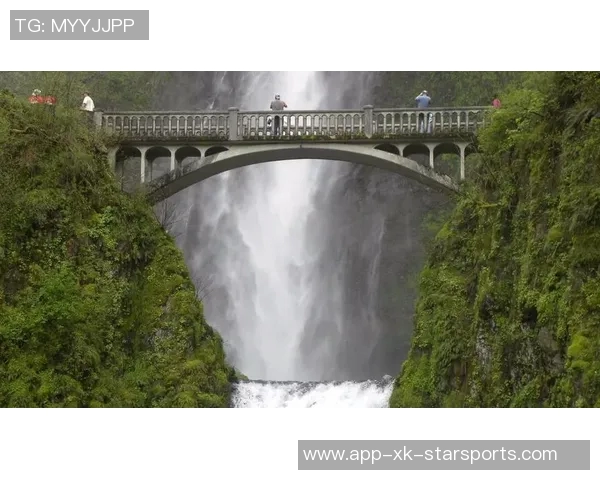 林葳波特兰游记分享看球之余打卡马尔特诺玛瀑布美景