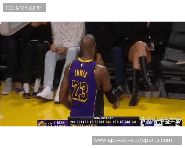 詹姆斯昨战未获罚球机会三四次明显犯规未被裁判判罚引发争议 詹姆斯昨战未获罚球机会三四次明显犯规未被裁判判罚引发争议