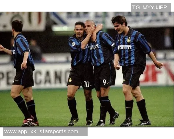 阿德里亚诺菲尔米诺正式加盟武汉三镇开启新征程 阿德里亚诺菲尔米诺正式加盟武汉三镇开启新征程